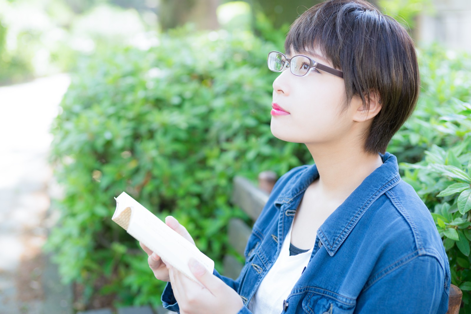 メガネ女子