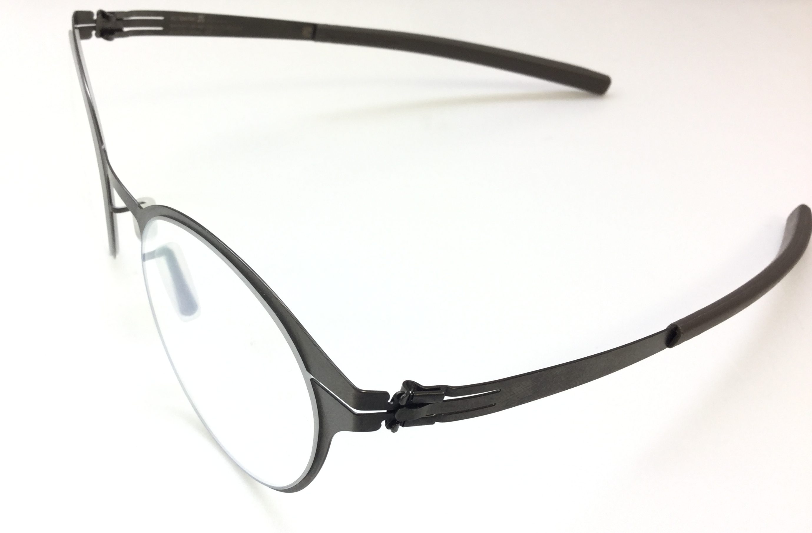 アイシーベルリン　crossley