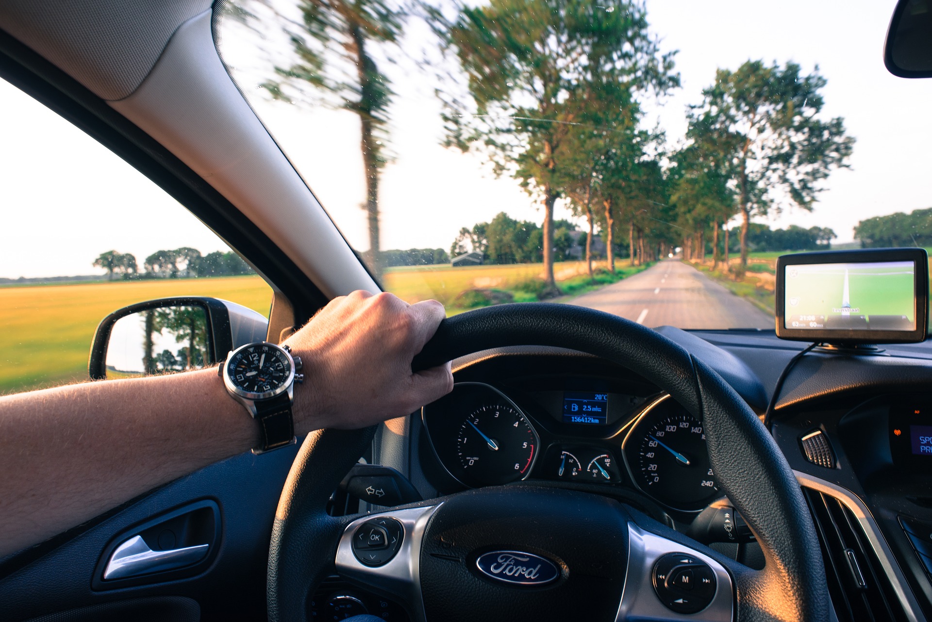 driving-gb24684a95_1920